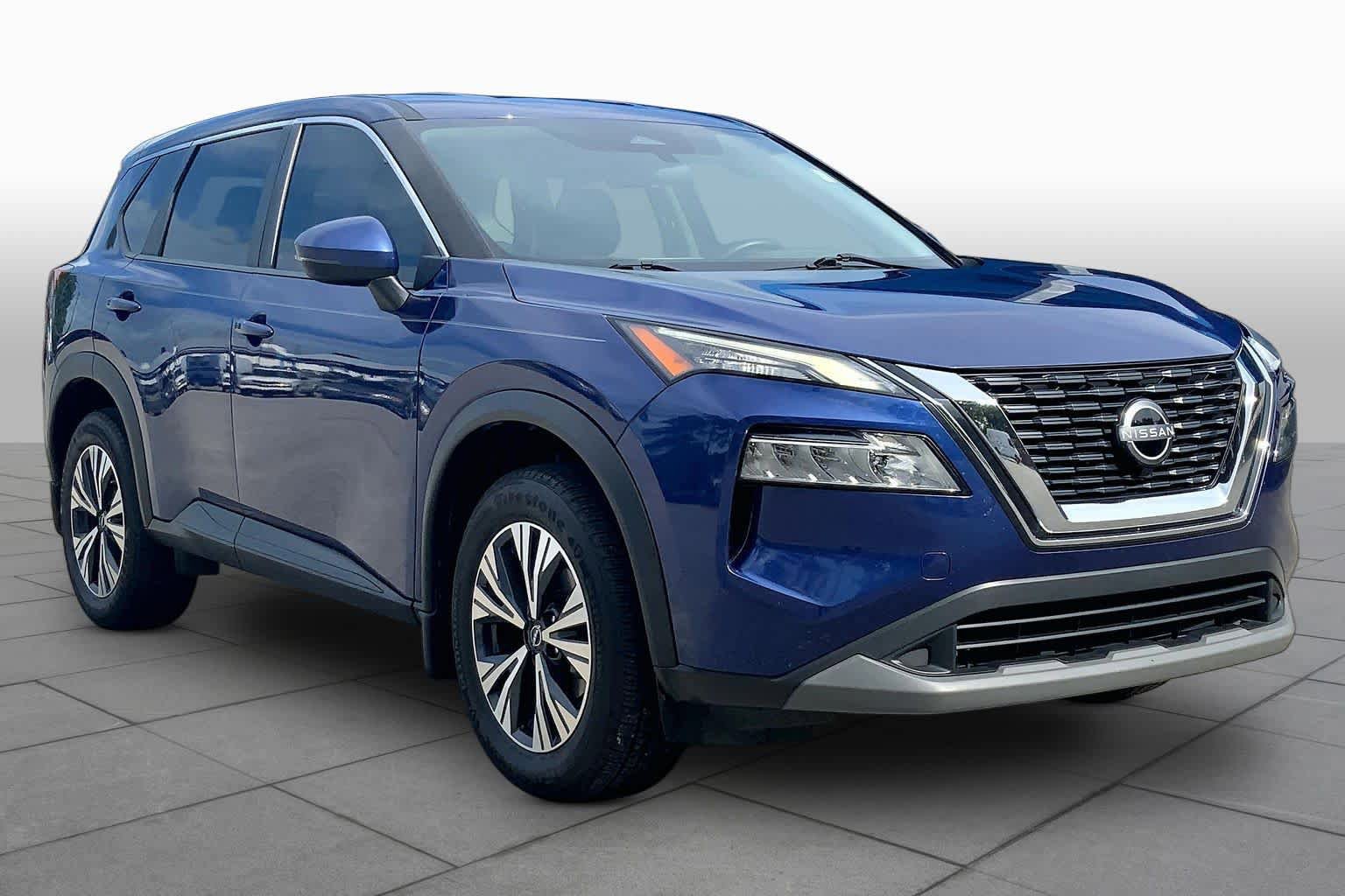 Used 2022 Nissan Rogue SV AWD/4WD image 3