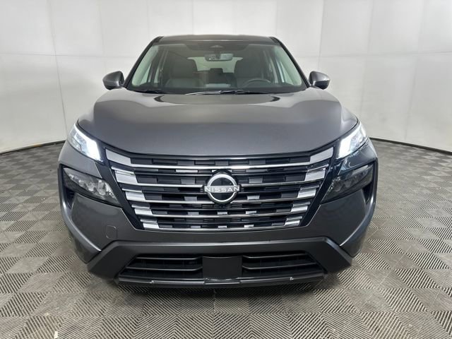 Certified 2026 Nissan Rogue SV image 8