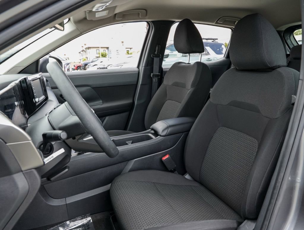 Used 2025 Nissan Kicks S AWD/4WD image 16