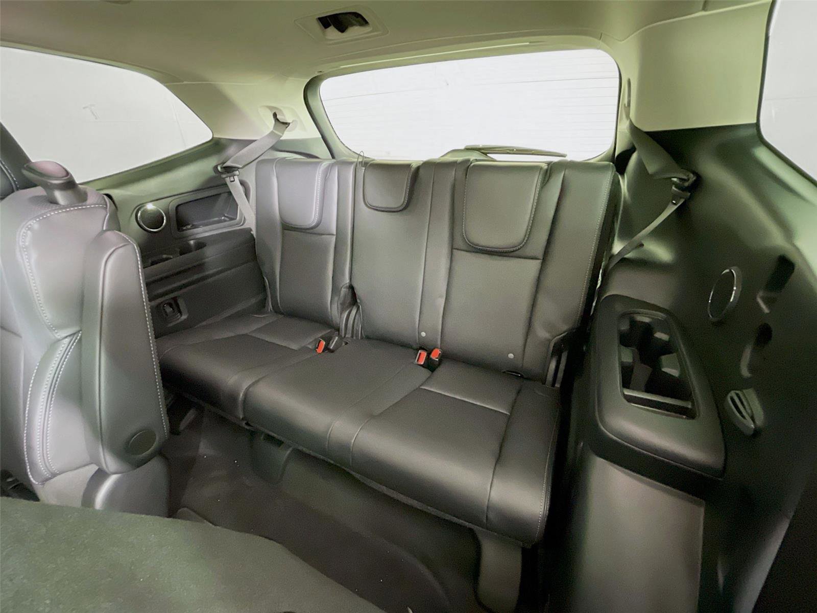 New 2026 Subaru Ascent Limited image 9