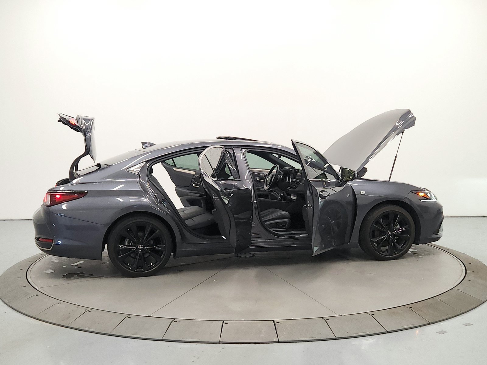 Used 2024 Lexus ES 300h F Sport w/ Accessory Package (Z2) FWD image 15