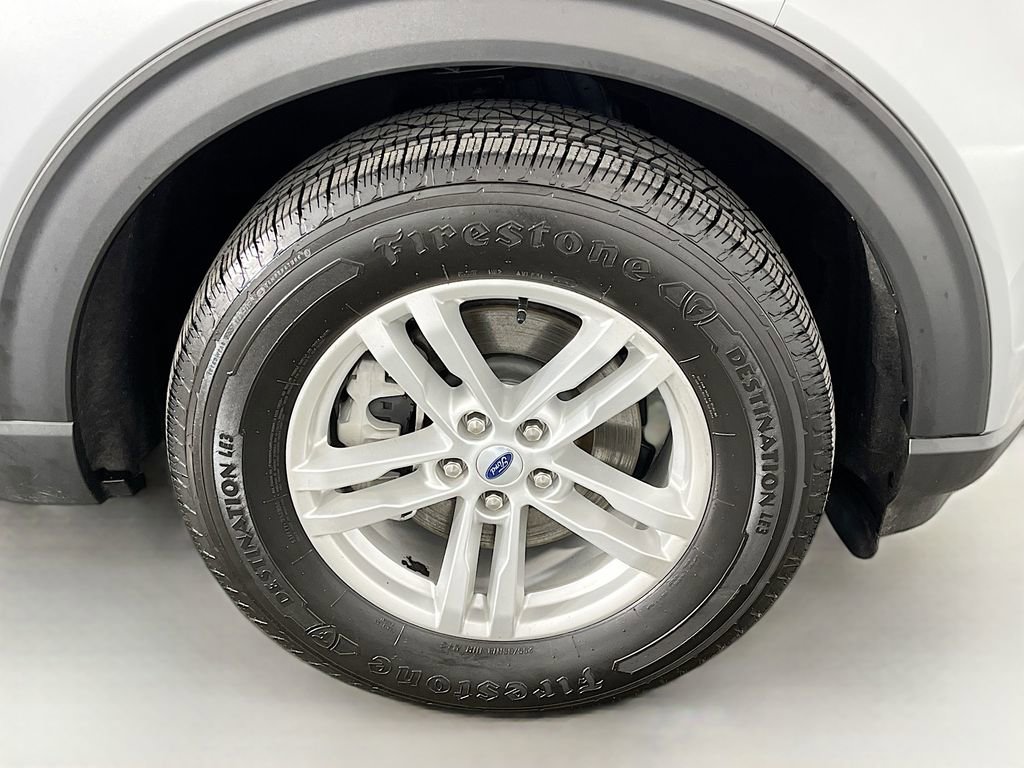 Used 2022 Ford Explorer XLT image 37