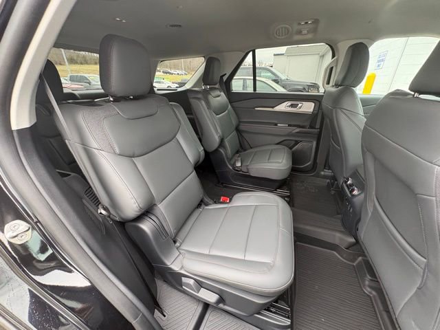 New 2026 Ford Explorer Active w/ Active Comfort Package image 30