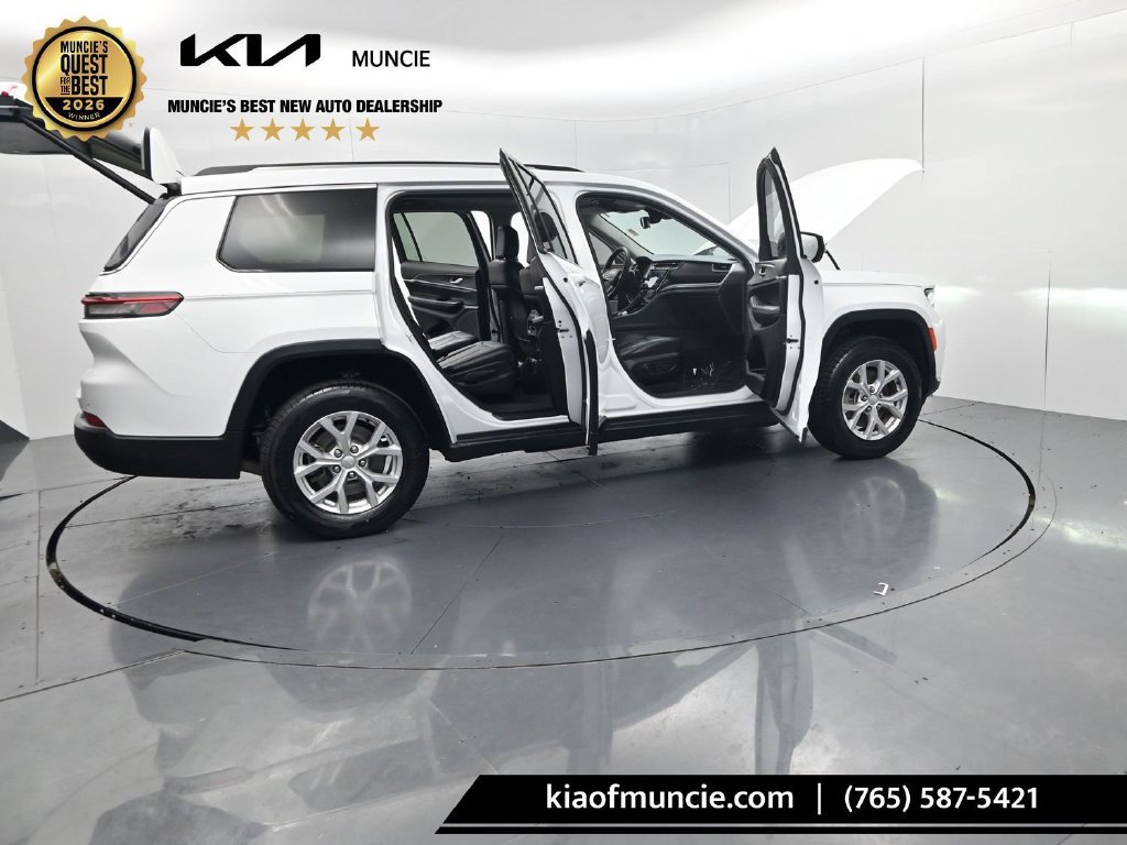 Used 2023 Jeep Grand Cherokee L Limited AWD/4WD image 65