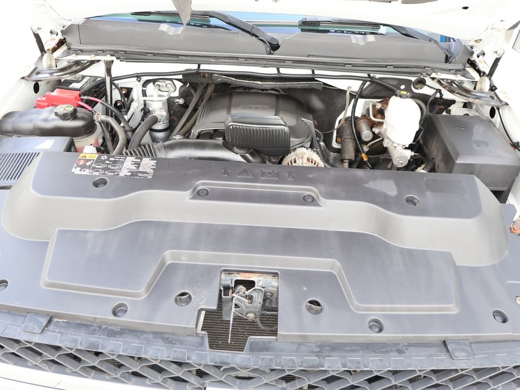 Used 2014 Chevrolet Silverado 2500 LTZ w/ LTZ Plus Package AWD/4WD image 41