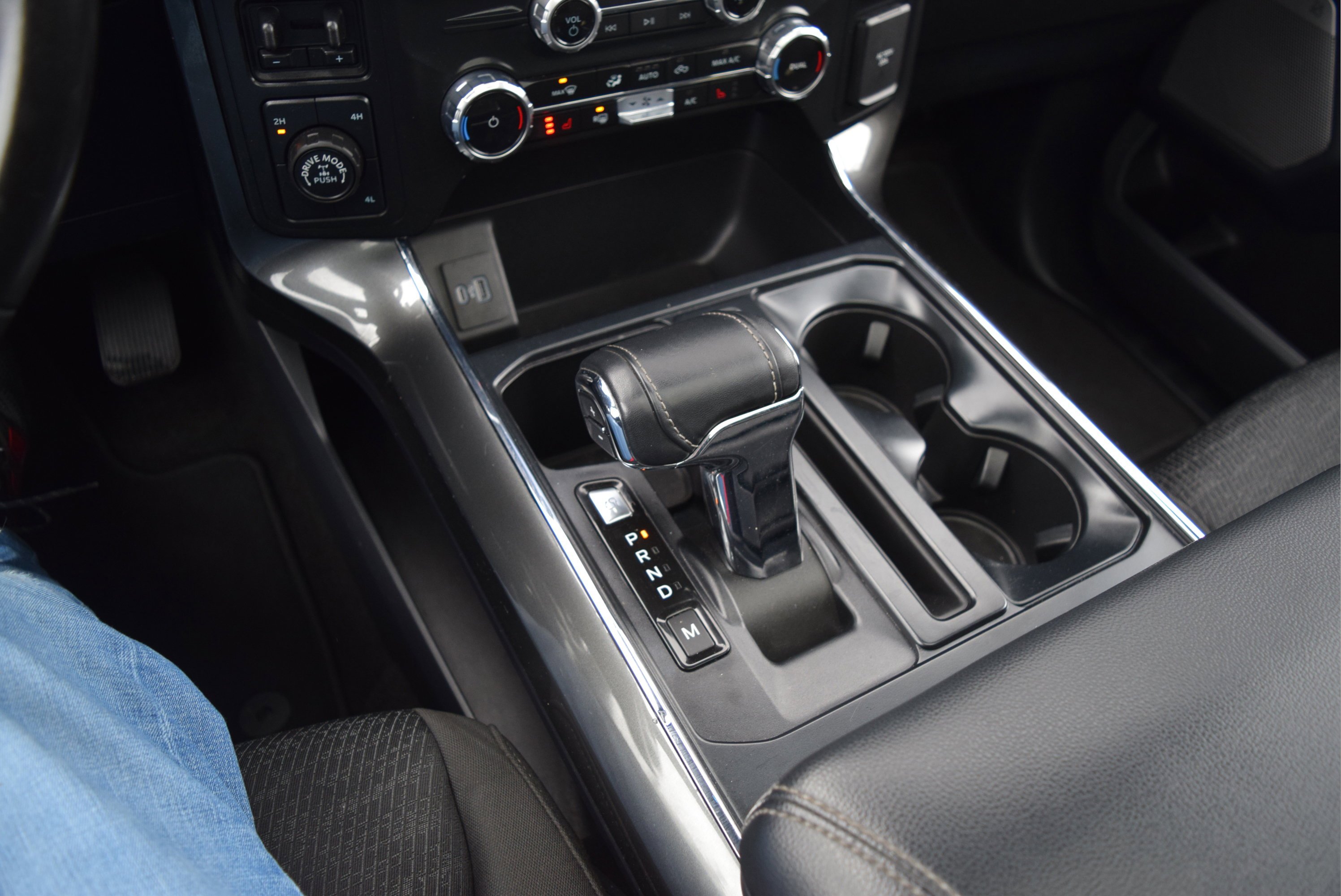 Used 2023 Ford F150 XLT w/ Equipment Group 302A High image 17