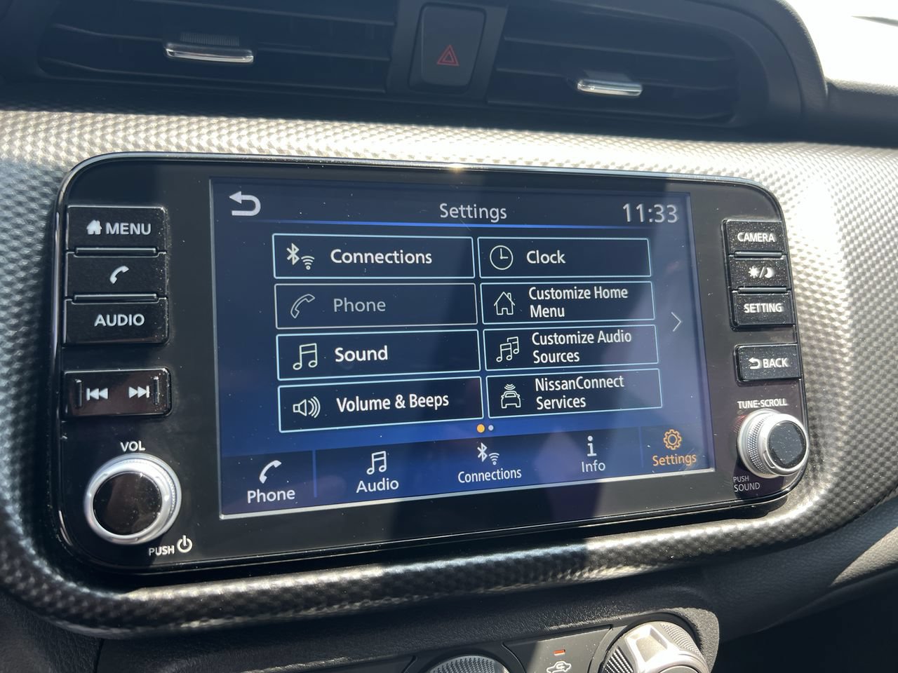 Used 2024 Nissan Kicks SV w/ Interior Electronics Package FWD image 24