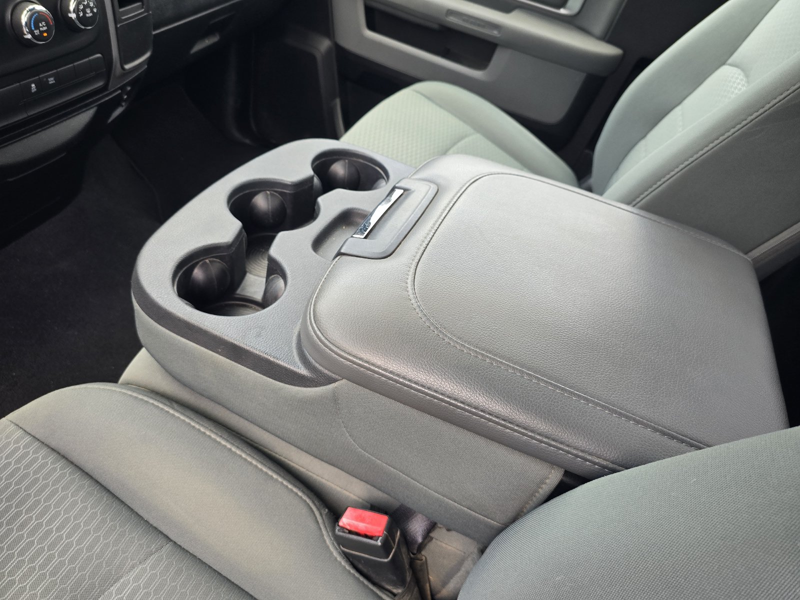 Used 2014 RAM 1500 Express AWD/4WD image 12