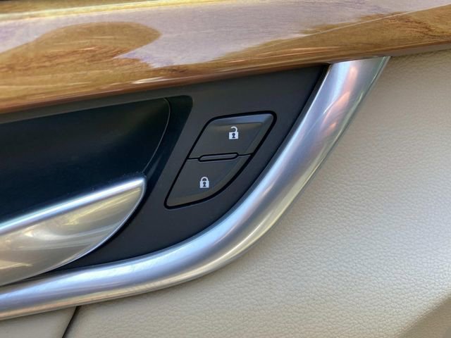 Used 2018 Cadillac XTS Luxury w/ Driver Awareness Package image 15