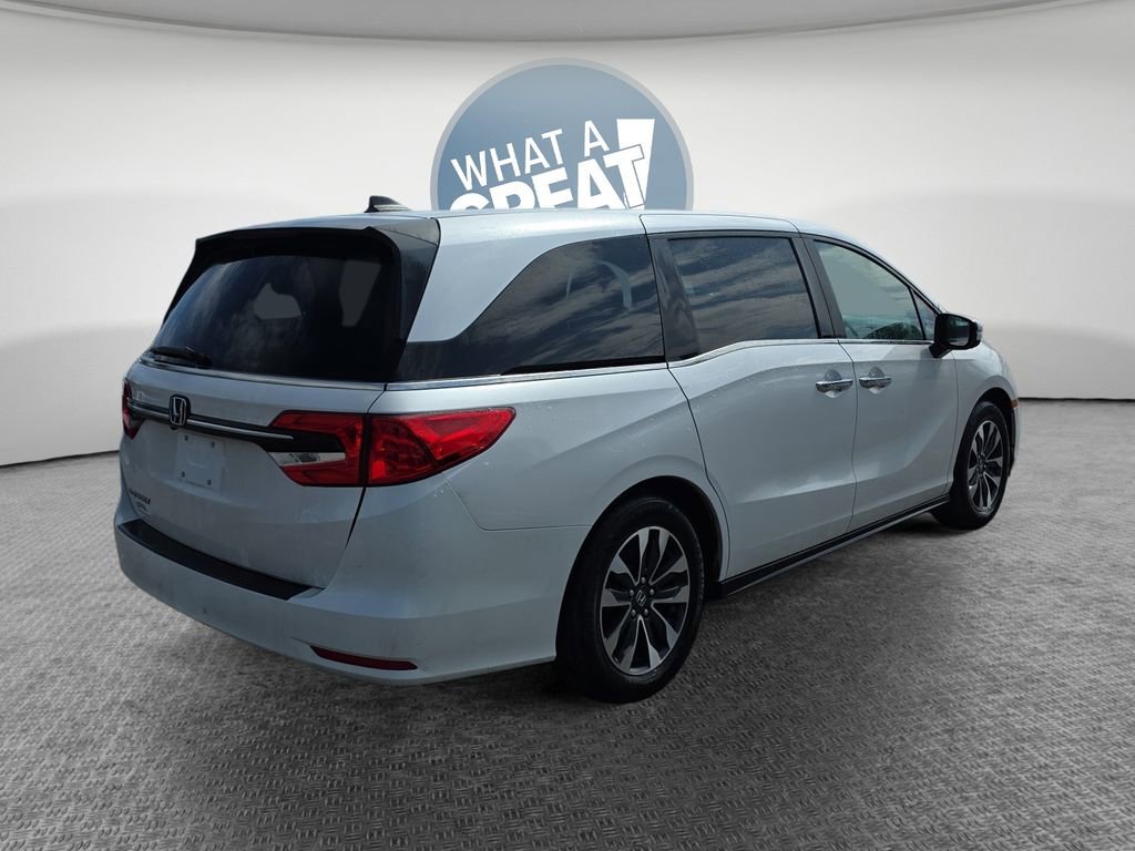Used 2024 Honda Odyssey EX-L image 3