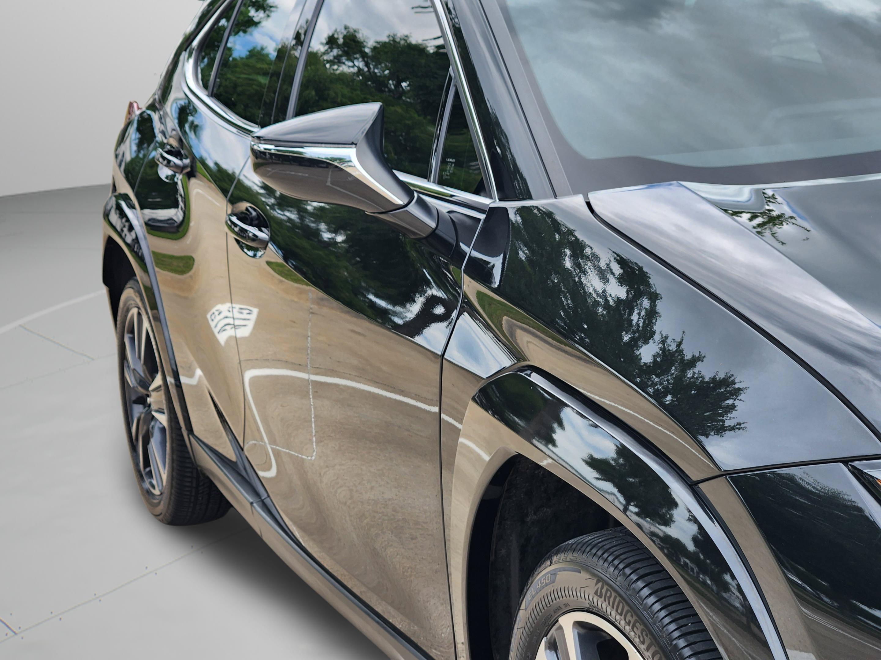 Used 2025 Lexus UX 300h FWD image 38