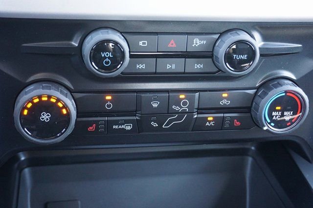 New 2026 Ford F350 XLT w/ XLT Premium Package AWD/4WD image 28