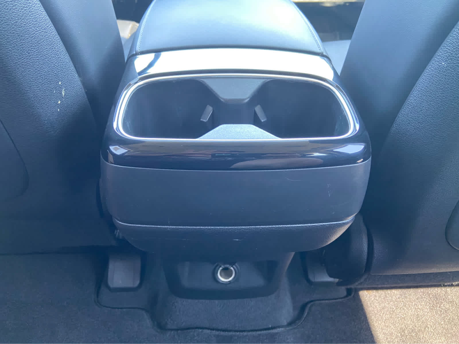 Used 2024 Kia Telluride S w/ S Sunroof Package FWD image 20
