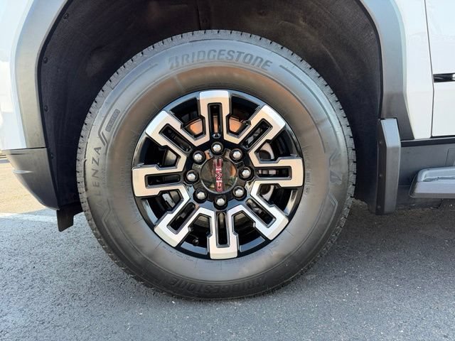 Certified 2026 GMC Sierra EV Elevation w/ Premium Package AWD/4WD image 4