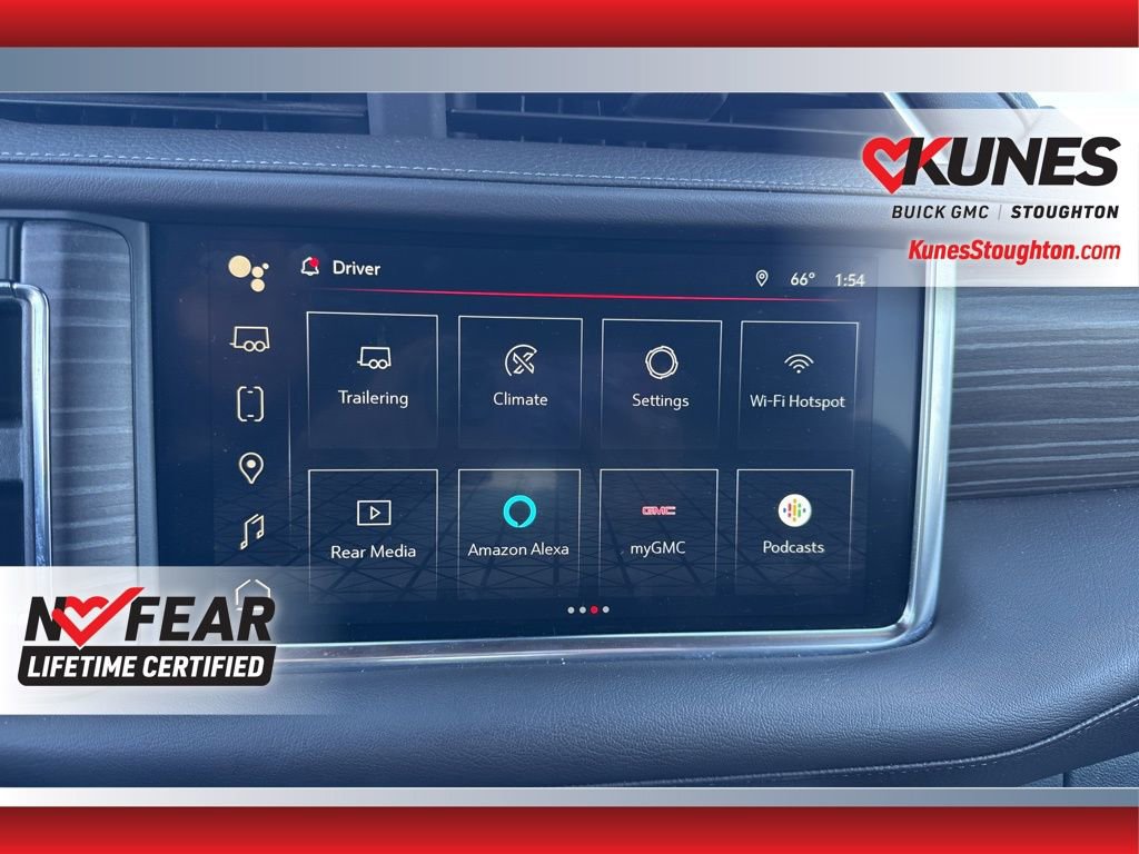 Used 2024 GMC Yukon Denali w/ Denali Reserve Package image 31