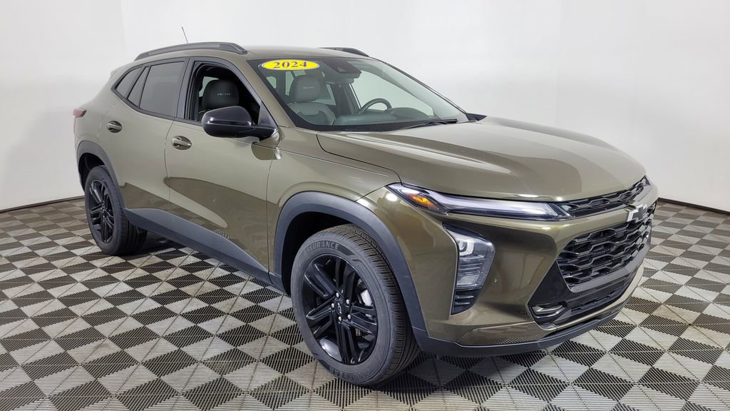 Used 2024 Chevrolet Trax ACTIV w/ Driver Confidence Package