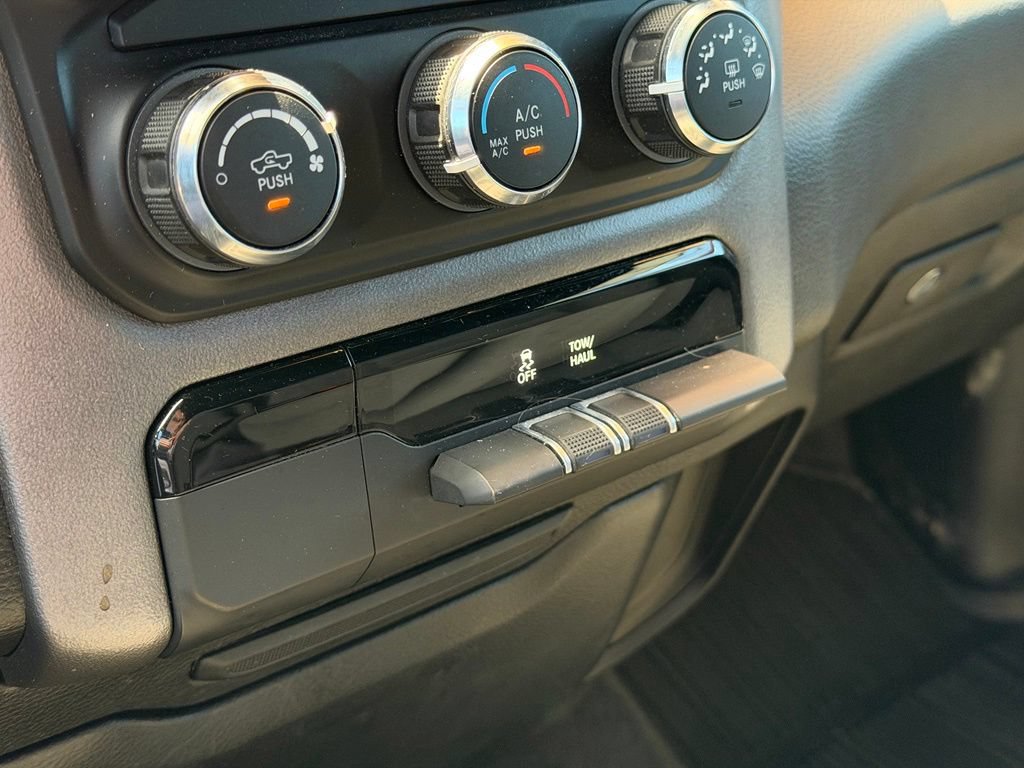 Used 2021 RAM 1500 Big Horn AWD/4WD image 23