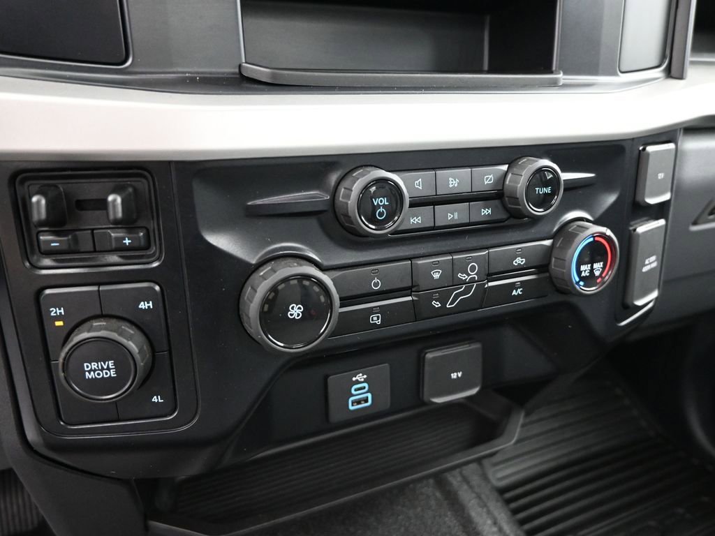 Used 2024 Ford F350 XL w/ XL Chrome Package image 15