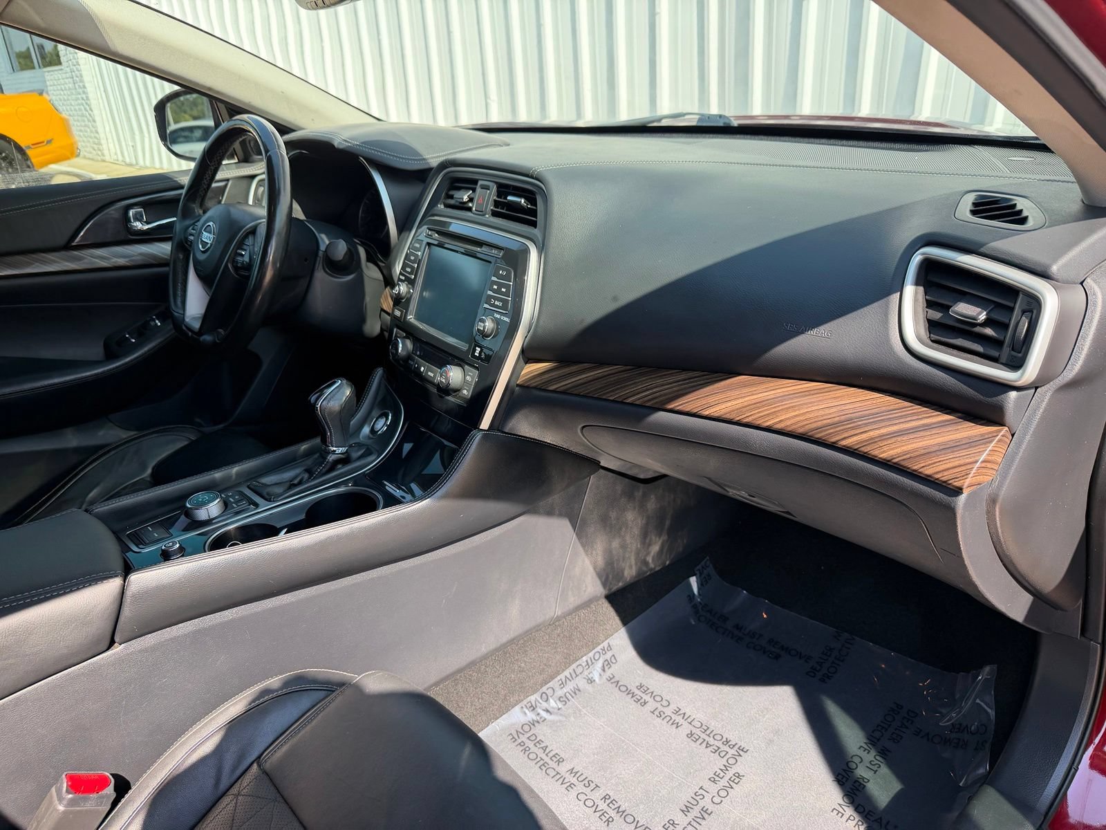 Used 2017 Nissan Maxima Platinum FWD image 18