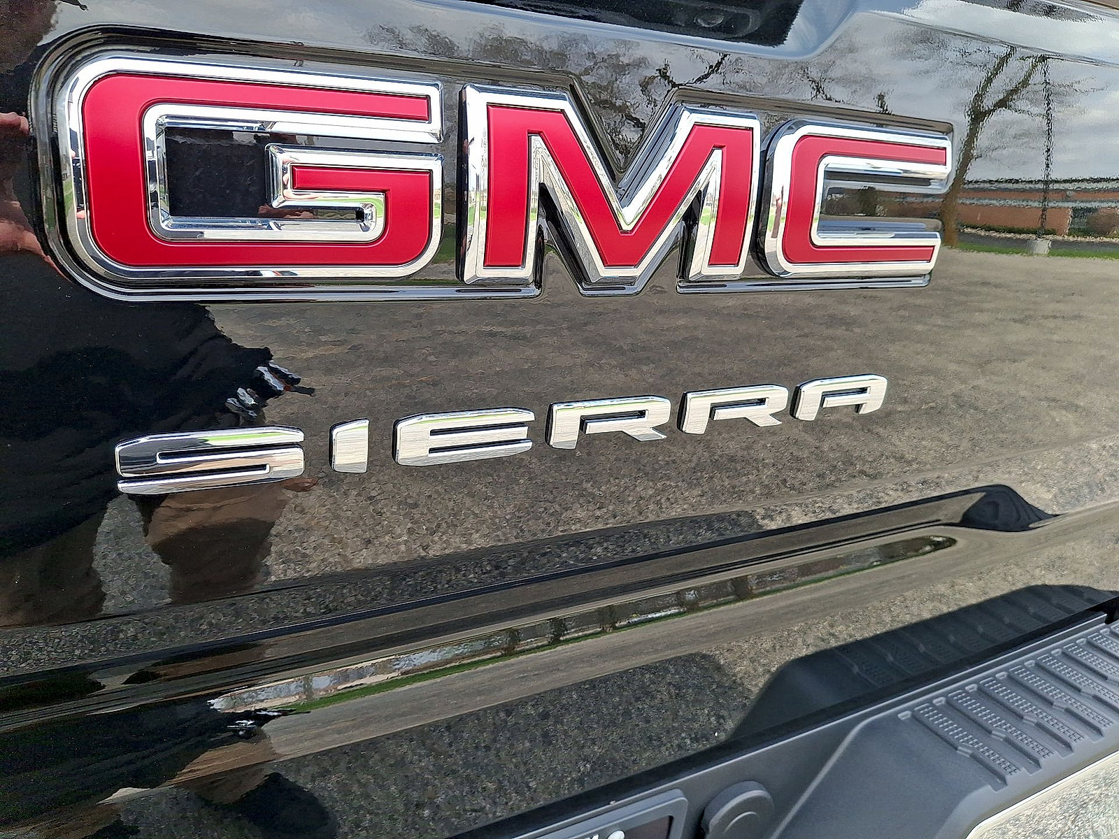 New 2025 GMC Sierra 1500 Pro w/ Pro Value Package AWD/4WD image 18