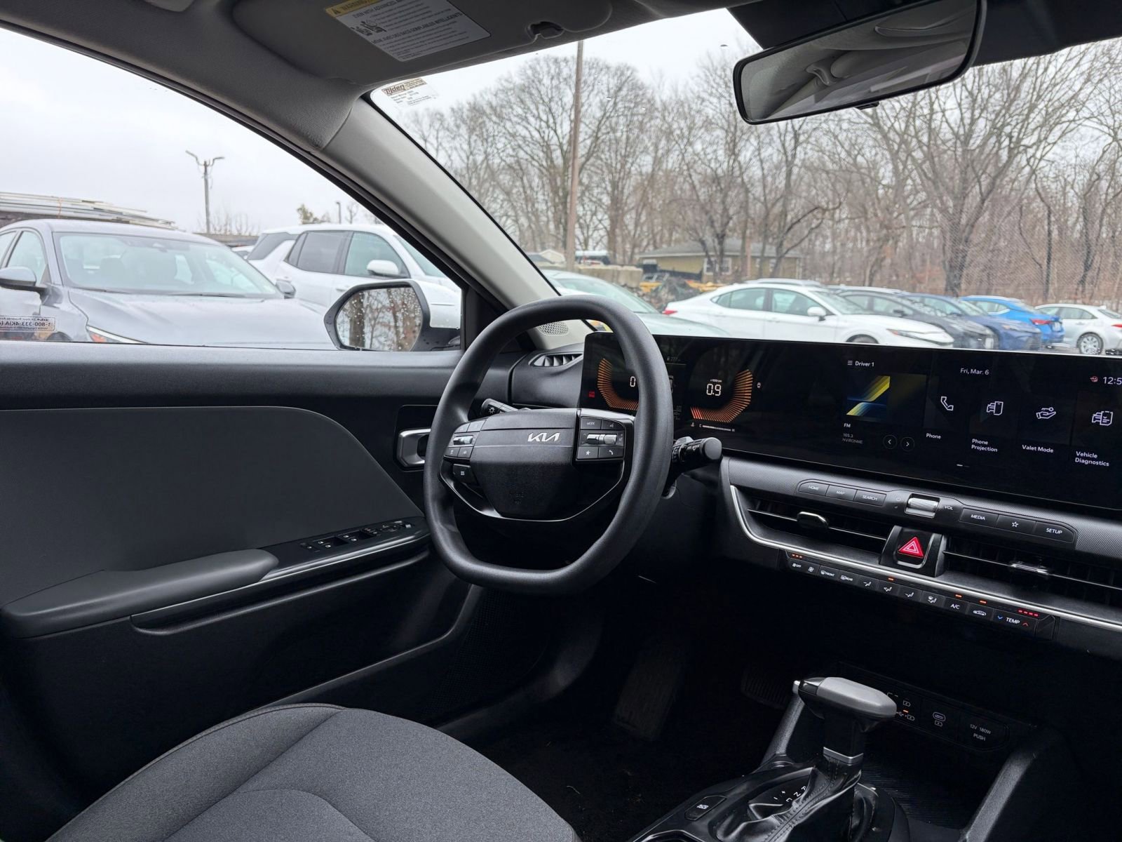 Used 2025 Kia K4 FWD image 33