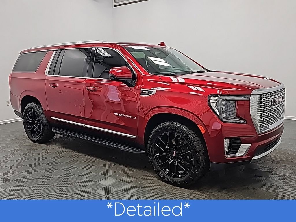 Used 2022 GMC Yukon XL Denali image 3