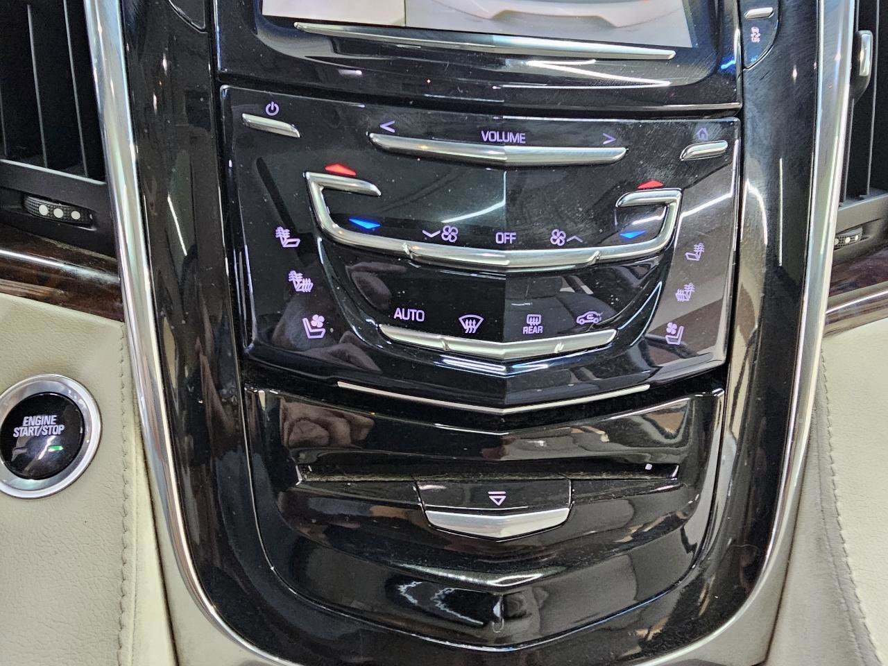 Used 2015 Cadillac Escalade ESV Luxury AWD/4WD image 36