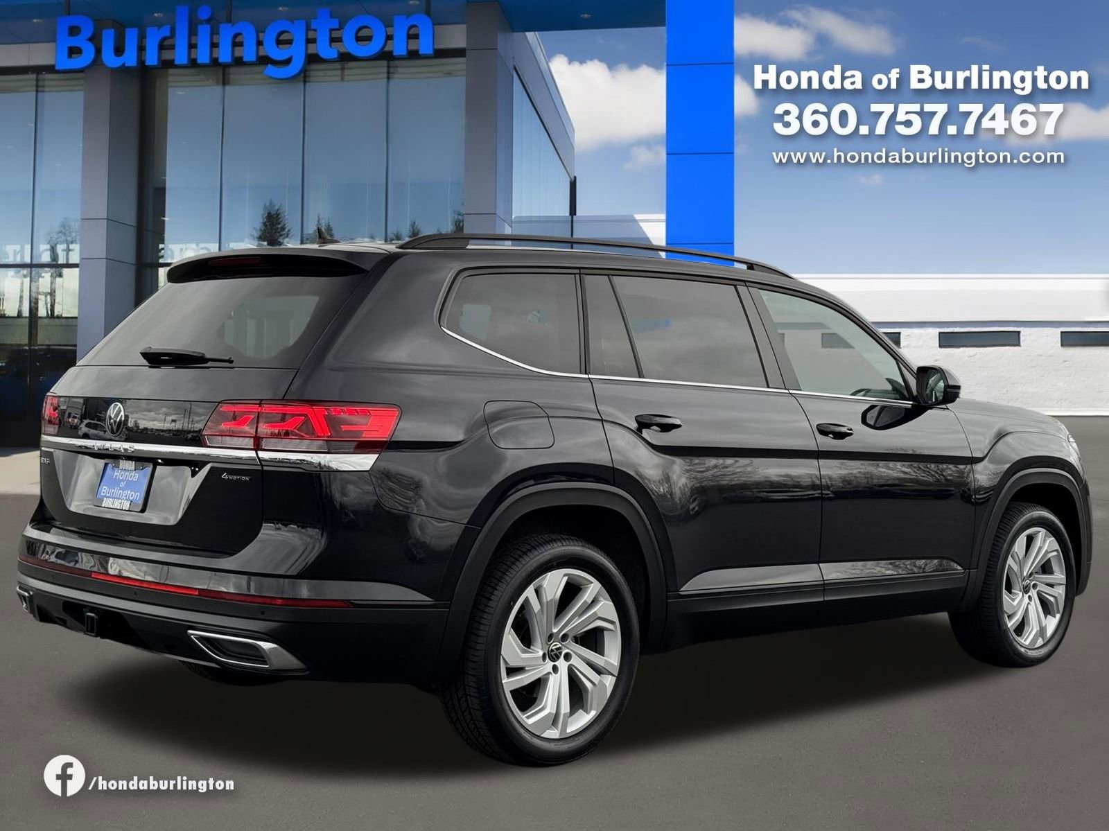 Used 2023 Volkswagen Atlas SE AWD/4WD image 6
