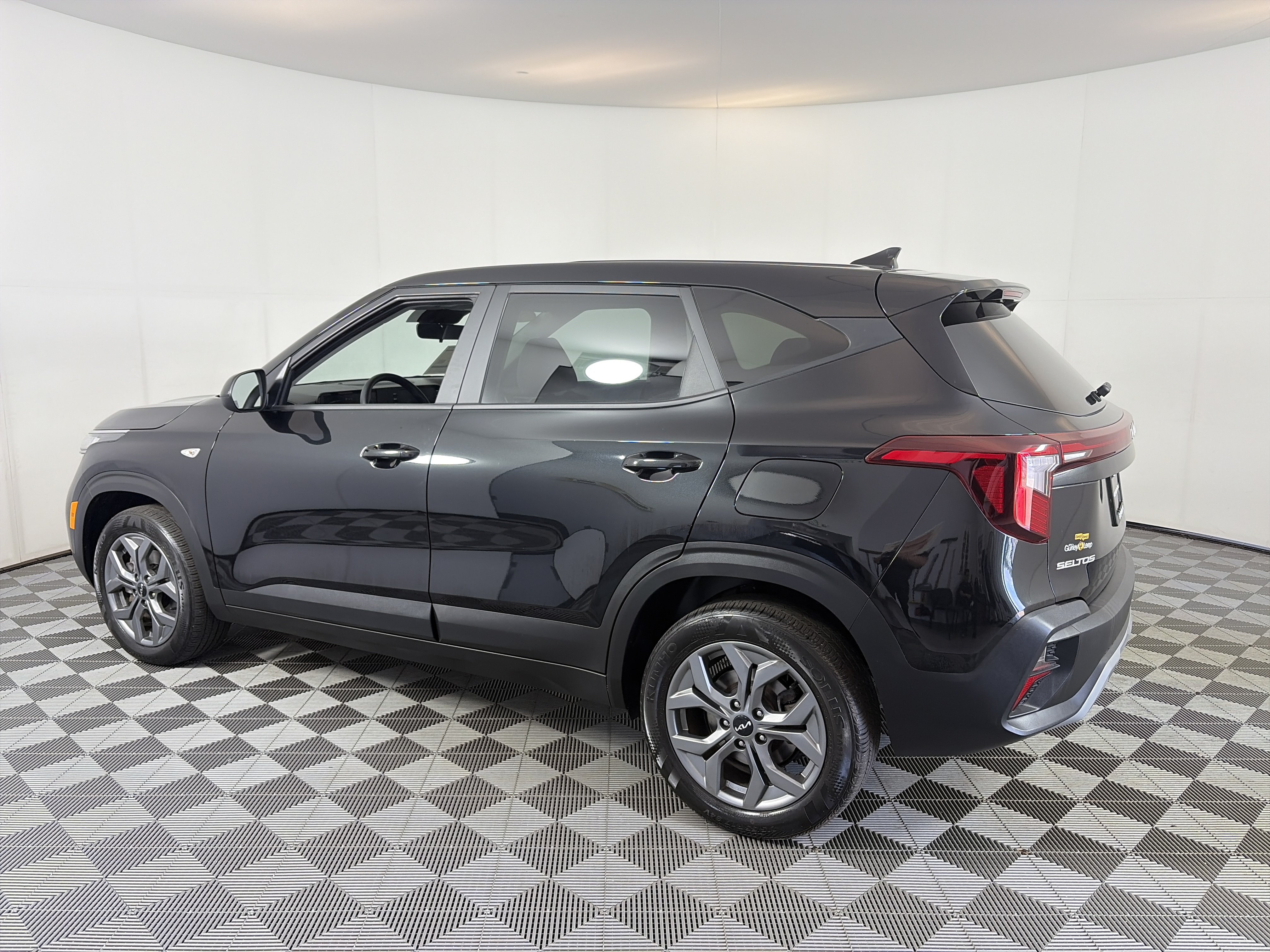 Certified 2024 Kia Seltos LX AWD/4WD image 8