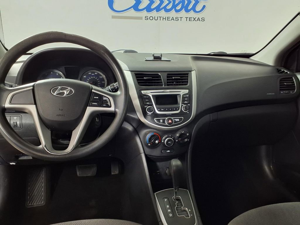 Used 2014 Hyundai Accent GS FWD image 10