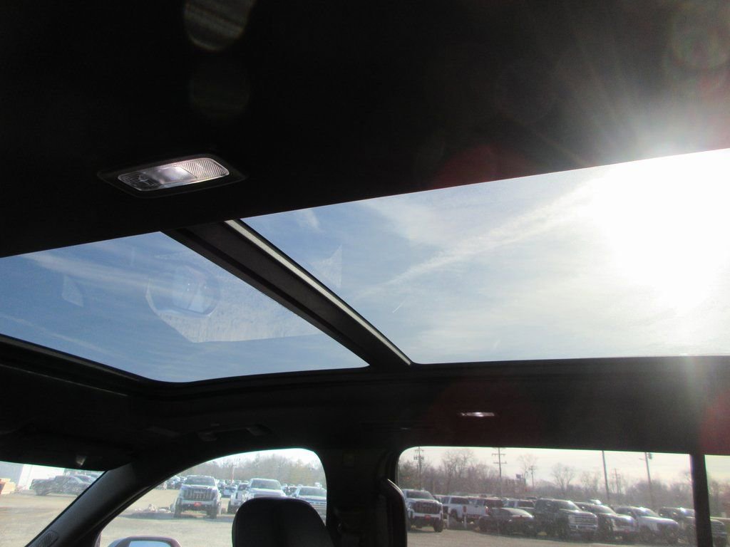 New 2026 GMC Acadia Elevation w/ Black Edition FWD image 16