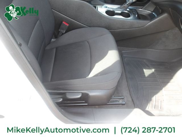 Used 2021 Chevrolet Malibu LT FWD image 10