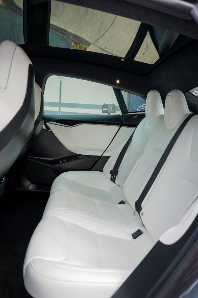 Used 2018 Tesla Model S 75D image 16