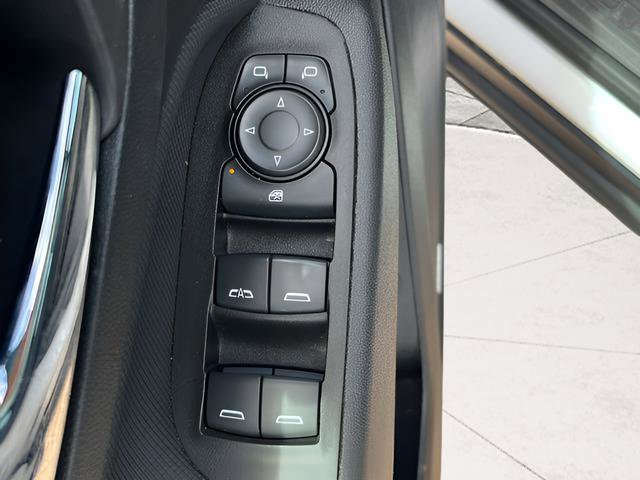 Used 2023 Chevrolet Equinox RS w/ RS Leather Package image 15