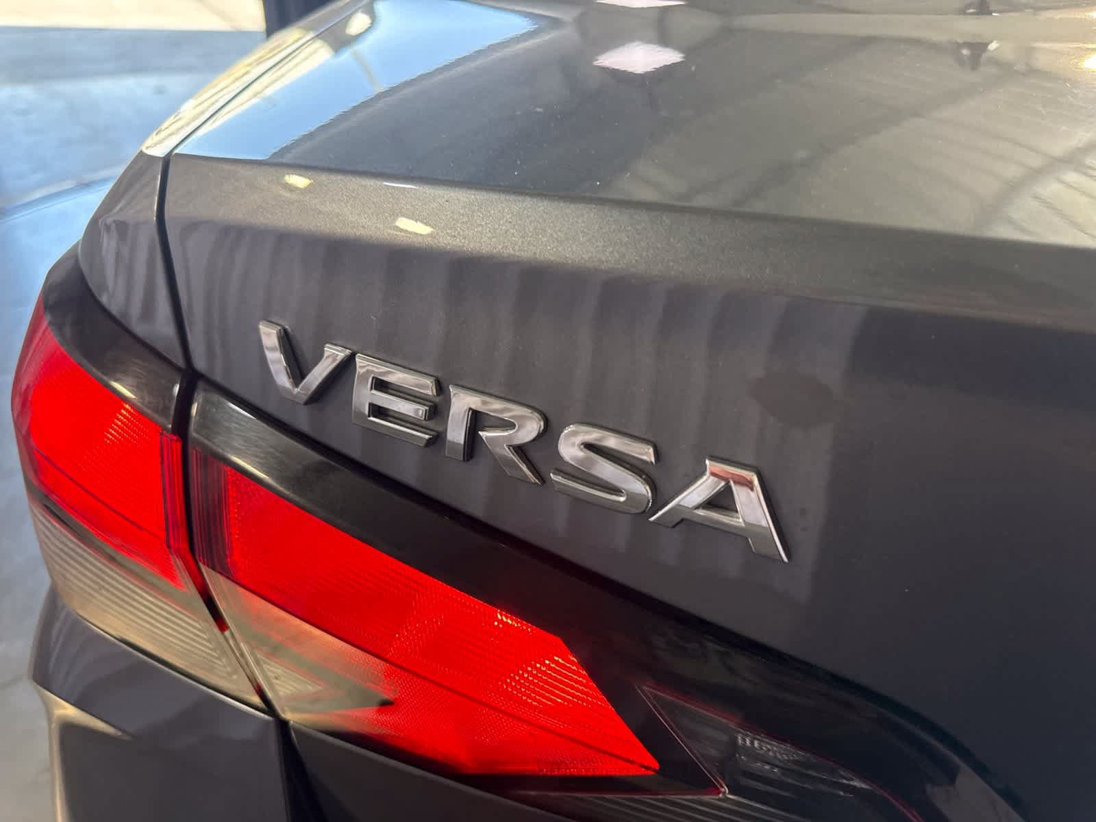 Used 2025 Nissan Versa SV FWD image 13