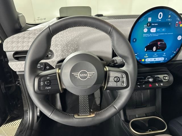 Used 2025 MINI Cooper 2-Door Hardtop image 14