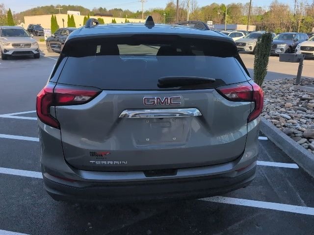 Used 2020 GMC Terrain SLE w/ Driver Convenience Package image 15