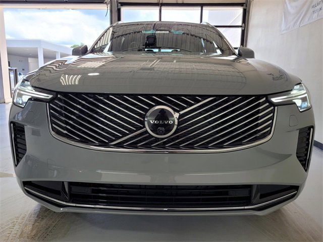 New 2026 Volvo XC90 B6 Plus w/ Protection Package Premier image 15