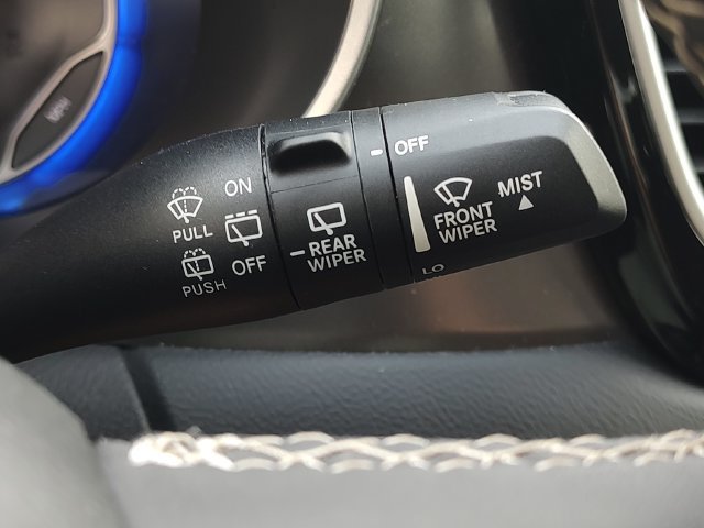 Used 2023 Chrysler Pacifica Touring-L FWD image 24