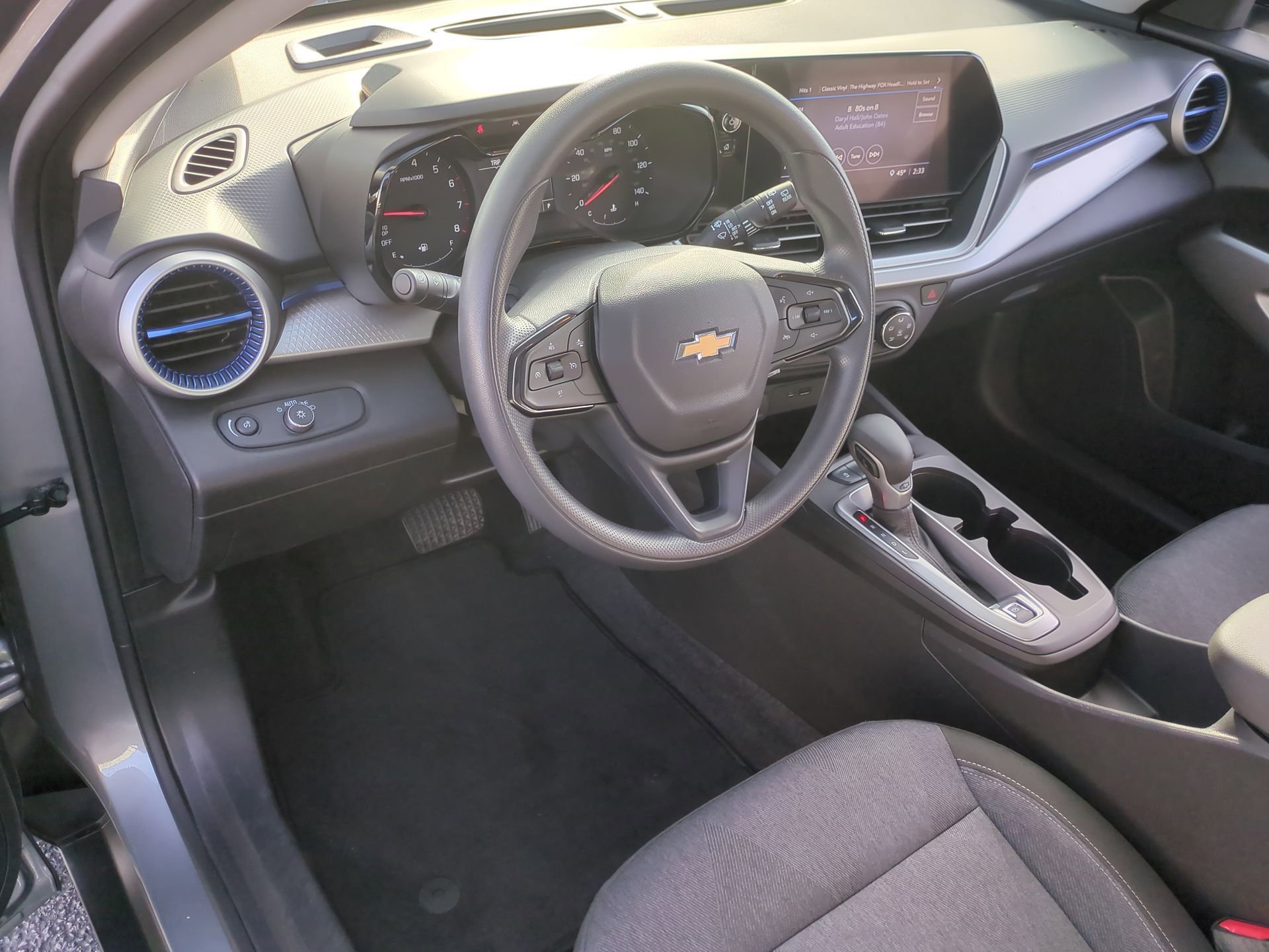 Certified 2024 Chevrolet Trax LS w/ Driver Confidence Package image 10