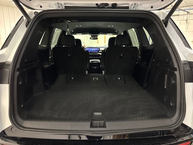Used 2025 Buick Enclave Sport Touring image 21