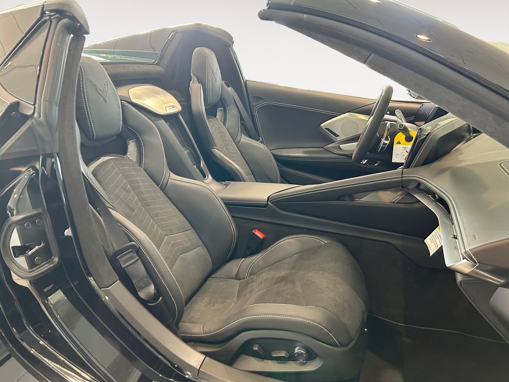 New 2026 Chevrolet Corvette Stingray Premium Conv w/ Z51 Performance Package RWD image 21