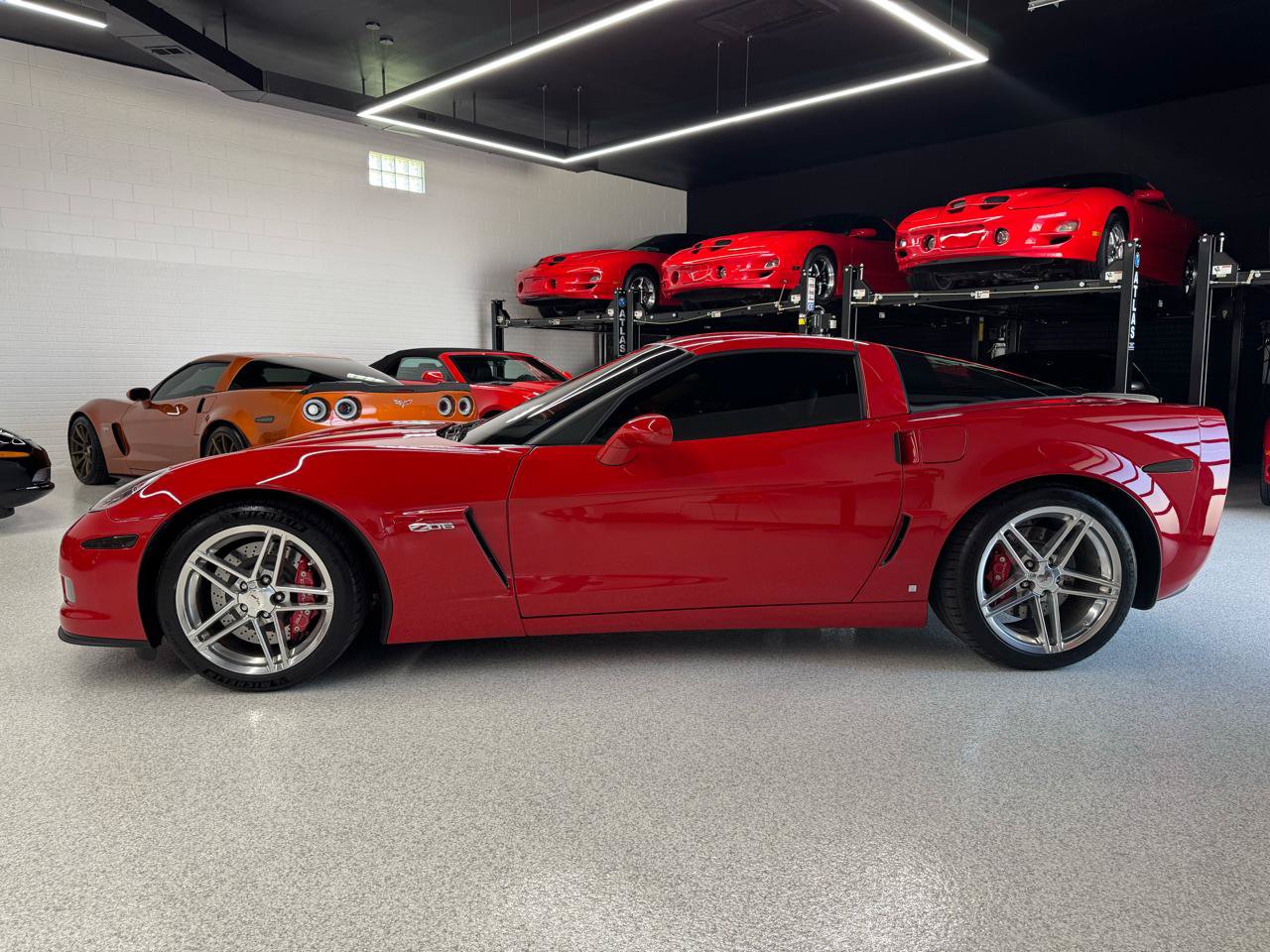 Used 2007 Chevrolet Corvette Z06 w/ Preferred Equipment Group RWD image 7