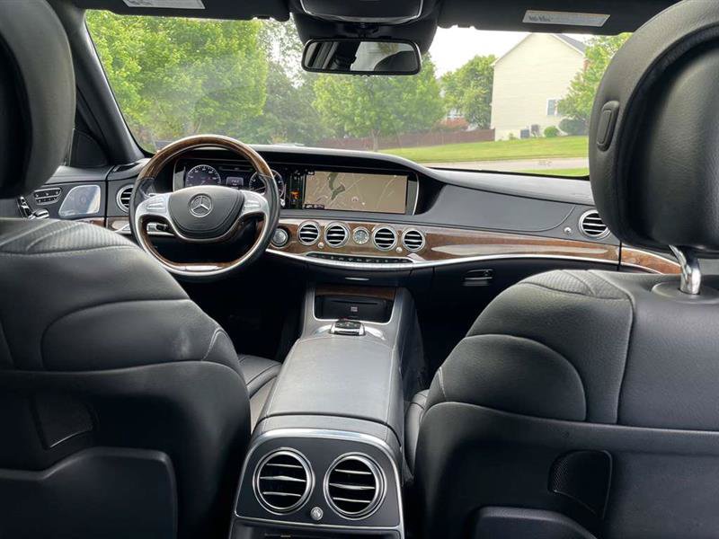 Used 2015 Mercedes-Benz S 550 4MATIC Sedan image 31