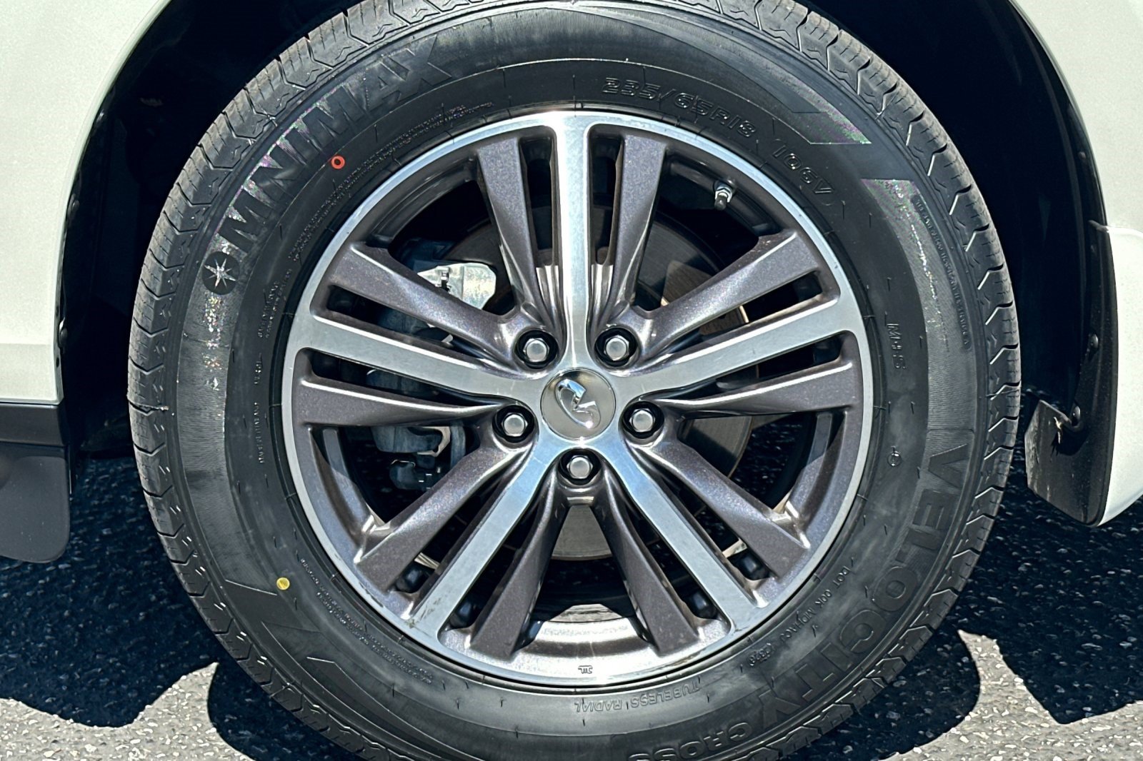 Used 2019 INFINITI QX60 Luxe w/ Essential Package AWD/4WD image 12
