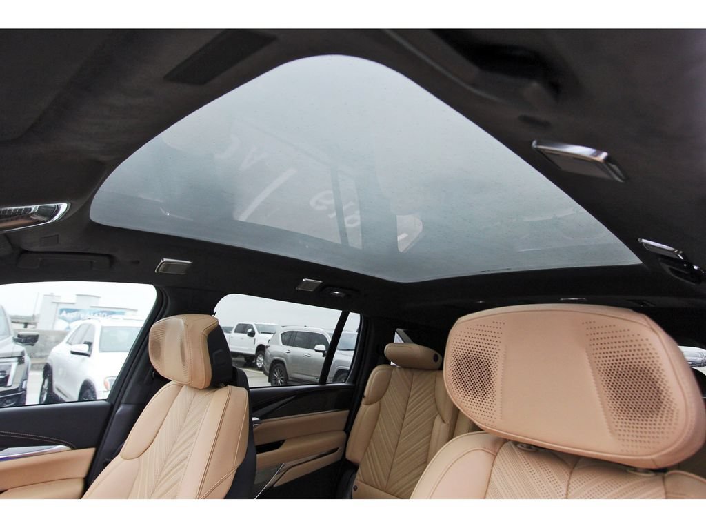 New 2026 Cadillac Escalade IQ Sport 2 w/ LPO, ONYX Package AWD/4WD image 24