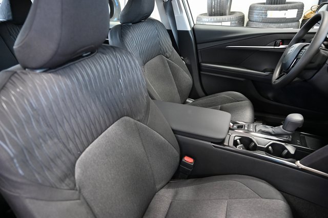 New 2026 Toyota Camry LE image 9