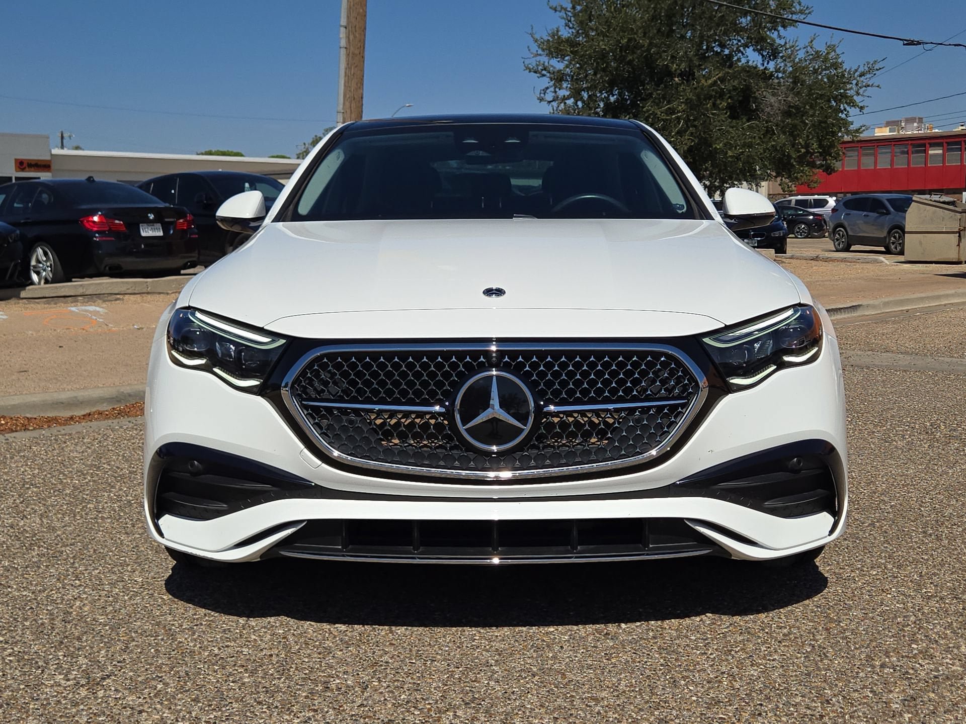 Used 2025 Mercedes-Benz E 350 4MATIC Sedan image 10