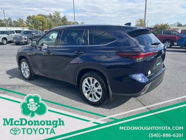 New 2026 Toyota Highlander Limited AWD/4WD image 3