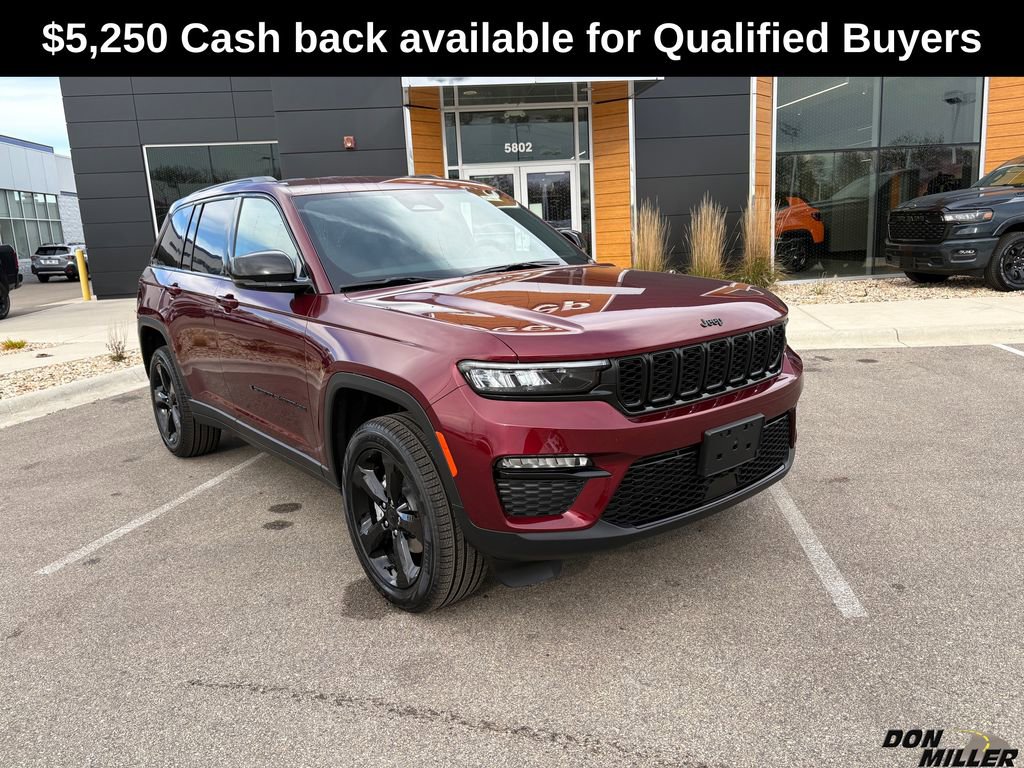 New 2025 Jeep Grand Cherokee Limited w/ Black Appearance Package